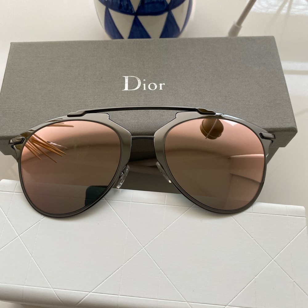Door sunglasses - Picture 3 of 5